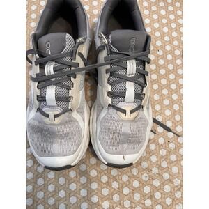 On Cloudrunner 2 Frost White Men's Athletic Sneaker Gray Mesh Size 11M